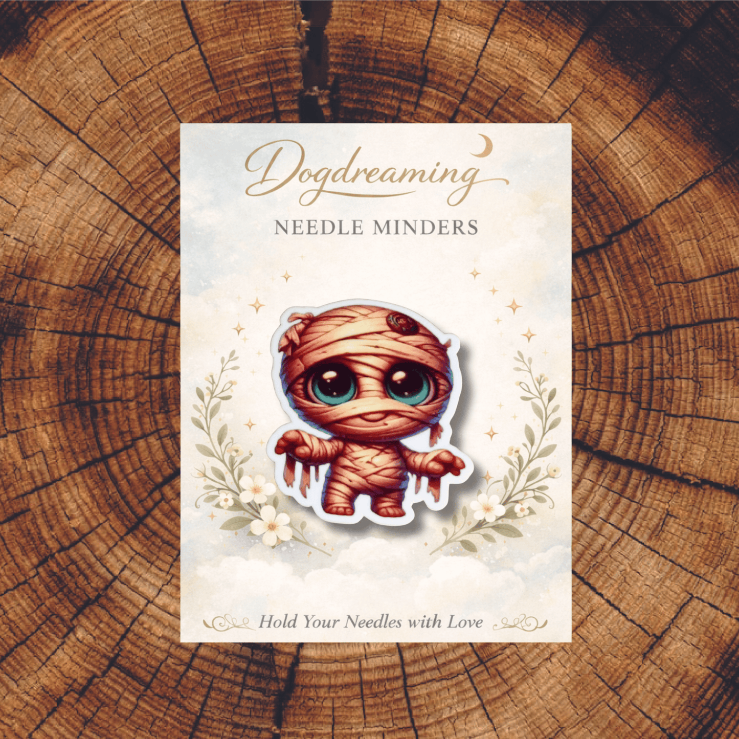 Acrylic mummy magnetic needle minder for stitchers